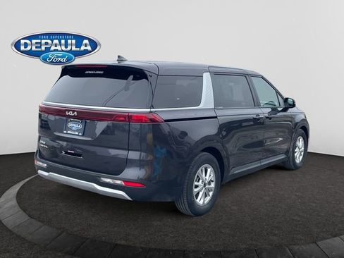 Used 2023 Kia Carnival LX image 7