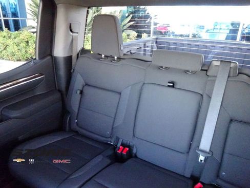 New 2026 GMC Sierra 1500 Elevation image 15