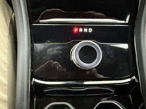 Used 2022 Jeep Grand Cherokee L Laredo image 26