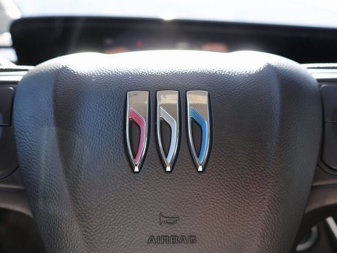 Used 2024 Buick Encore GX Sport Touring image 26