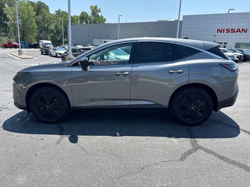 Used 2025 Nissan Murano SV AWD/4WD image 7