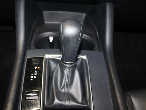 Used 2023 MAZDA MAZDA3 s FWD image 29