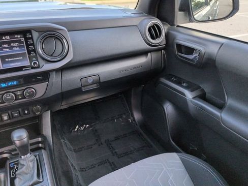 Certified 2022 Toyota Tacoma TRD Sport w/ Technology Package RWD image 17