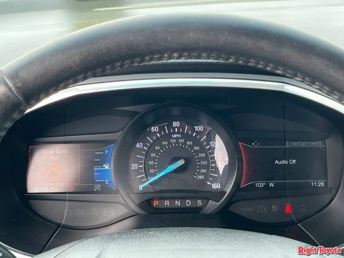 Used 2019 Ford Edge Titanium w/ Equipment Group 301A FWD image 24