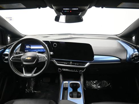 Used 2025 Chevrolet Equinox EV LT w/ Convenience Package image 14