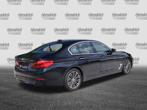 Used 2018 BMW 530i xDrive AWD/4WD image 9