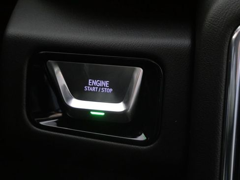 New 2026 GMC Yukon XL Denali w/ Denali Reserve Package AWD/4WD image 21