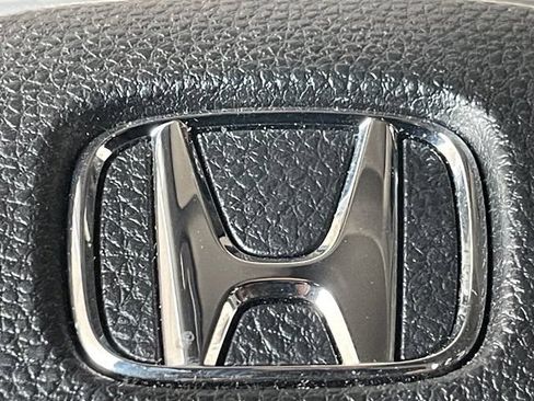 Used 2023 Honda Pilot Elite image 11