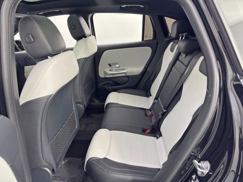 Used 2021 Mercedes-Benz GLA 35 AMG 4MATIC w/ Premium Package image 42