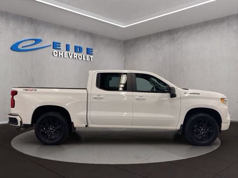 Used 2024 Chevrolet Silverado 1500 RST w/ Protection Package AWD/4WD image 15
