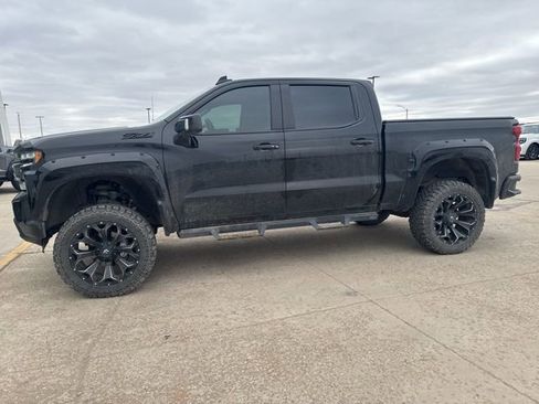 Used 2022 Chevrolet Silverado 1500 RST image 4