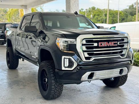 Used 2020 GMC Sierra 1500 Elevation w/ Elevation Value Package RWD image 6