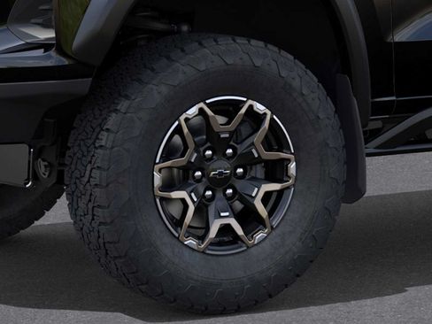New 2026 Chevrolet Colorado ZR2 w/ Technology Package AWD/4WD image 9