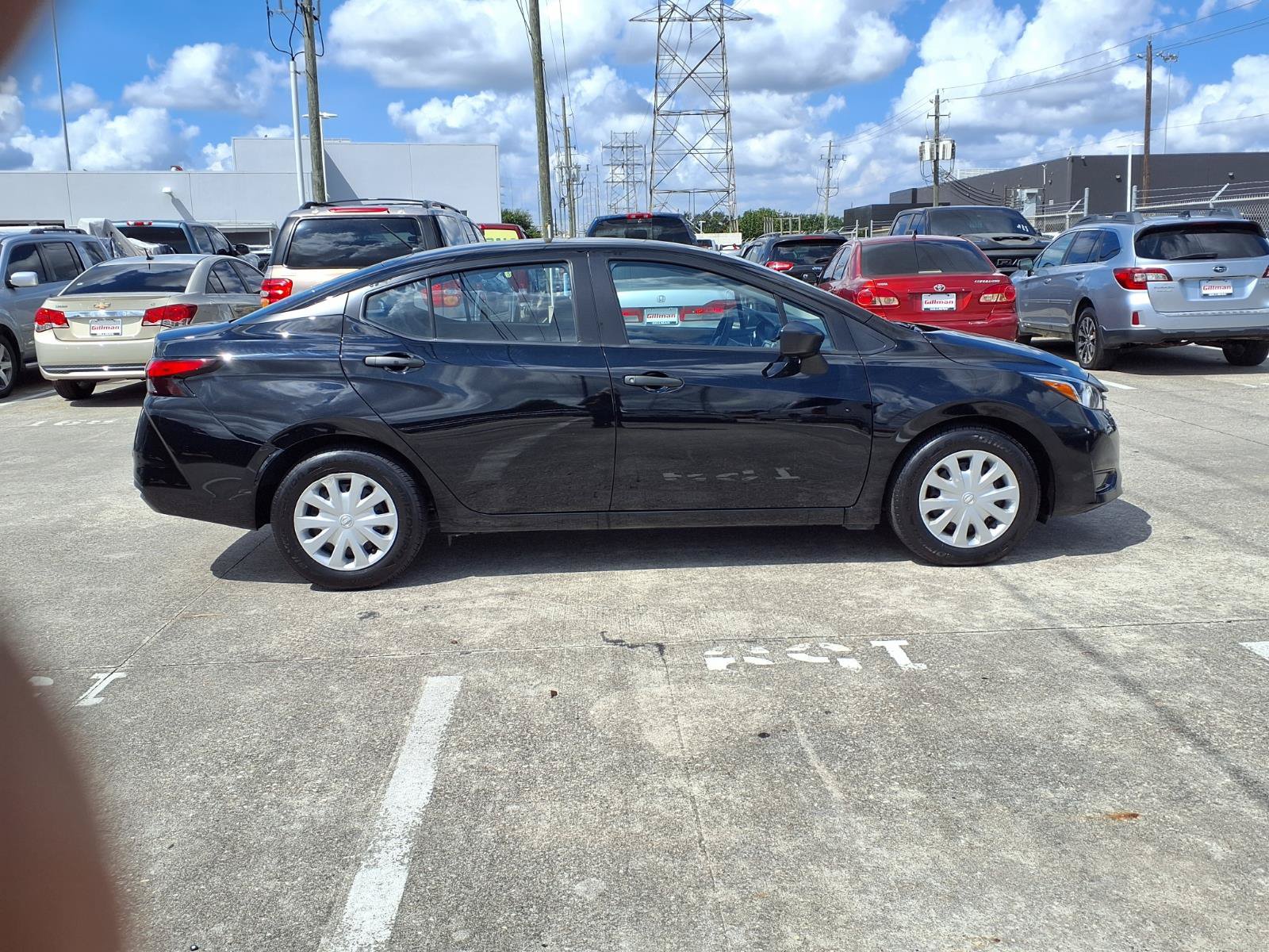 Used 2024 Nissan Versa S FWD image 24