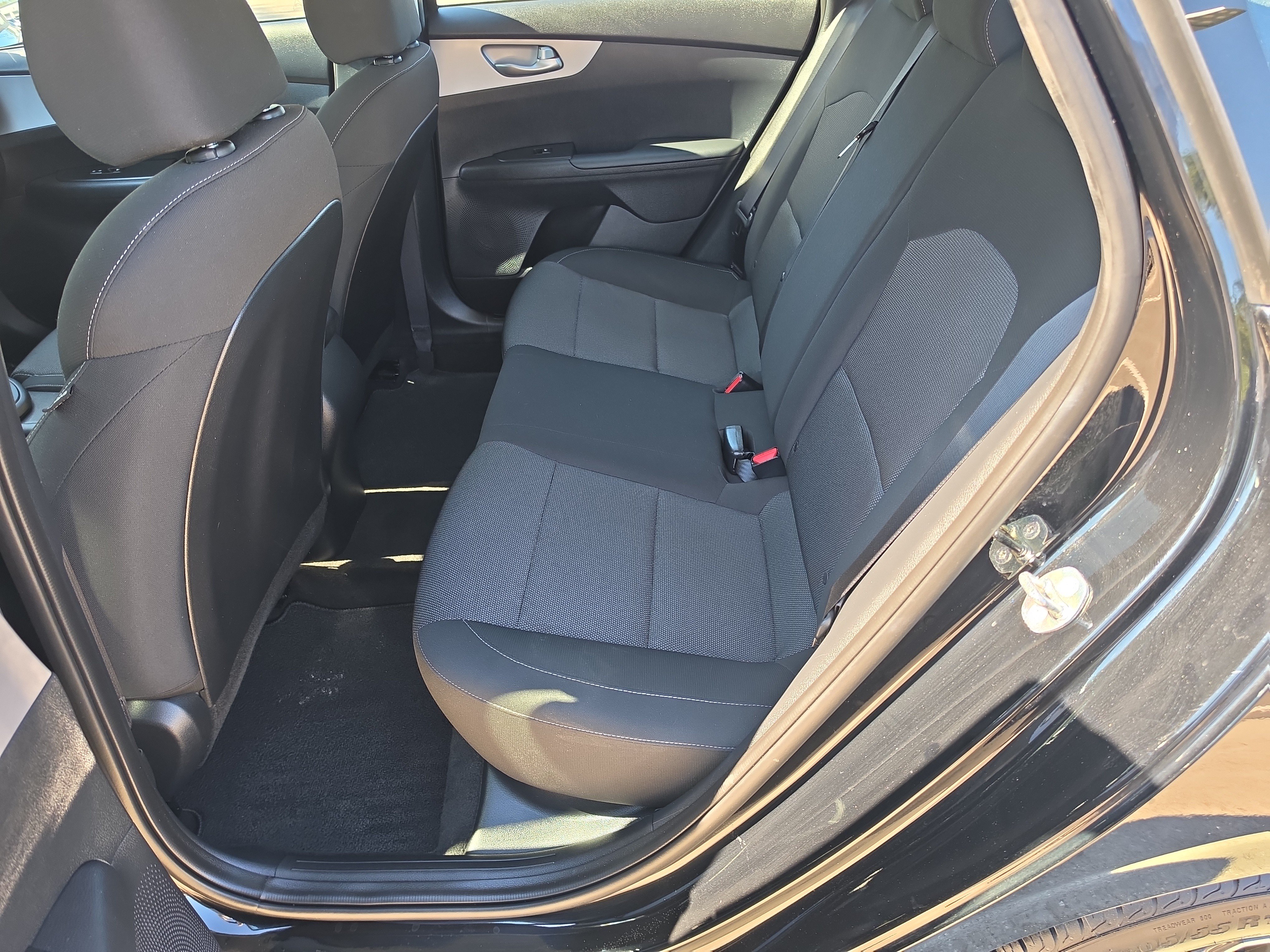 Certified 2023 Kia Forte LXS FWD image 16