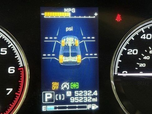 Used 2022 Subaru Forester Touring image 21