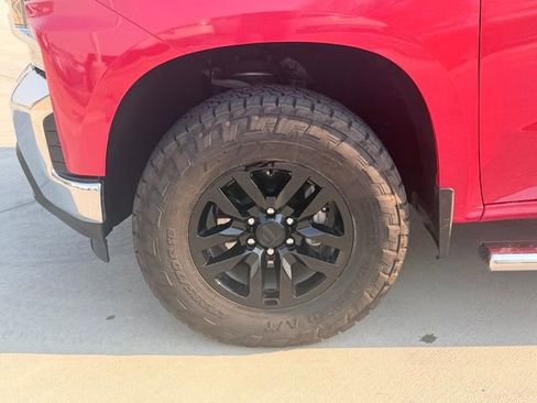 Used 2019 Chevrolet Silverado 1500 LT w/ All-Star Edition image 34