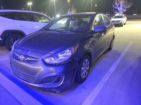 Used 2013 Hyundai Accent GLS image 1