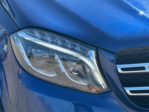 Used 2019 Mercedes-Benz GLS 63 AMG 4MATIC w/ AMG Night Styling Package image 28