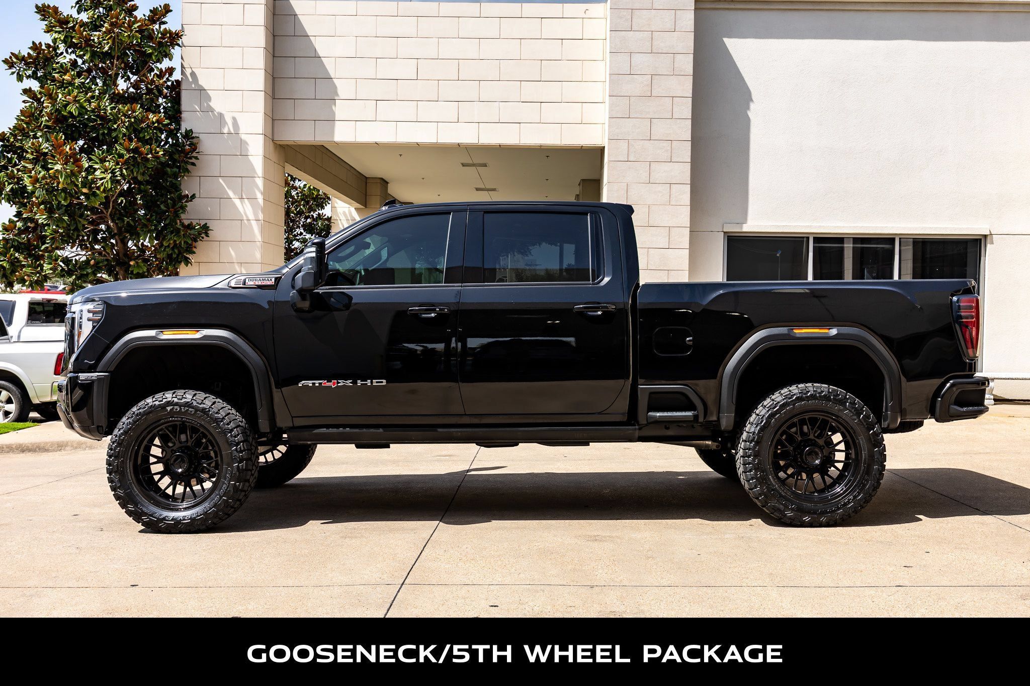 Used 2026 GMC Sierra 2500 AT4X AWD/4WD image 6