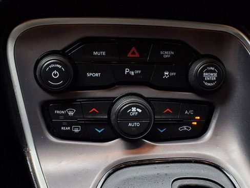 Used 2021 Dodge Challenger R/T image 15