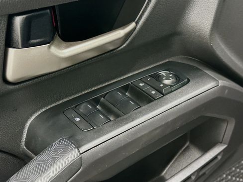 Used 2024 Toyota Tacoma TRD Sport image 15