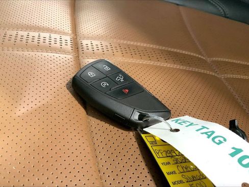 Used 2024 Chevrolet Silverado 2500 High Country w/ High Country Premium Package image 19