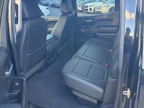 Used 2019 Chevrolet Silverado 1500 LT w/ All-Star Edition image 9