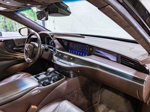Used 2019 Lexus LS 500 image 26