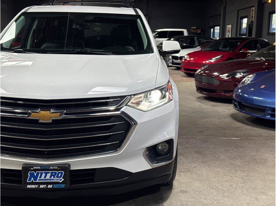Used 2019 Chevrolet Traverse LT w/ LT Premium Package AWD/4WD image 34