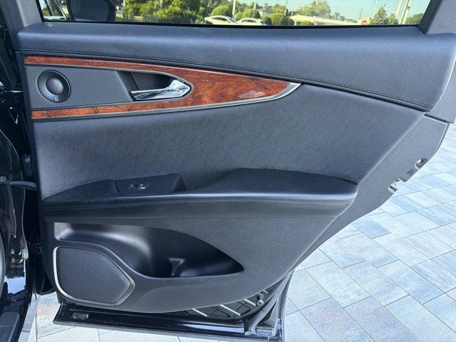 Used 2019 Lincoln Nautilus Reserve FWD image 21
