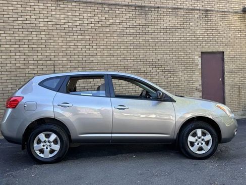 Used 2009 Nissan Rogue S FWD image 4