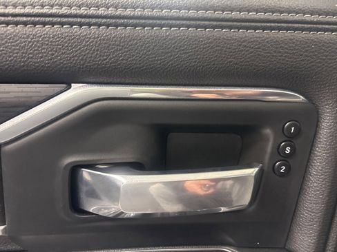 Used 2024 RAM 2500 Laramie w/ Sport Appearance Package image 29