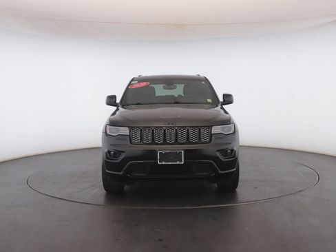 Used 2020 Jeep Grand Cherokee Altitude AWD/4WD image 23