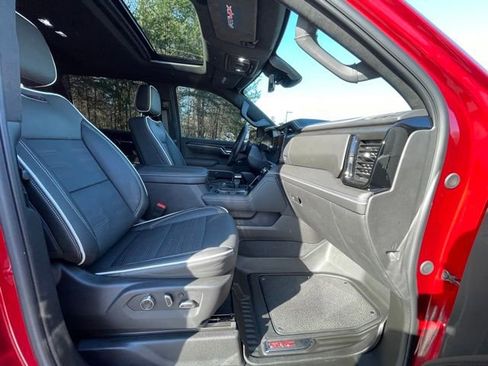 Used 2024 GMC Sierra 1500 AT4X image 28