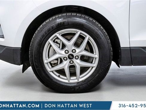 Used 2023 Ford Edge SEL image 41