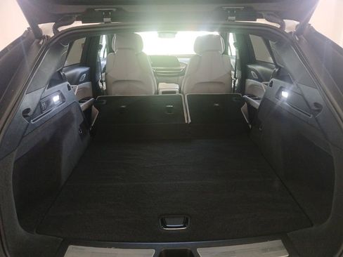 Certified 2024 Cadillac Lyriq Luxury AWD/4WD image 10