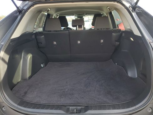Used 2022 Toyota RAV4 XLE image 8