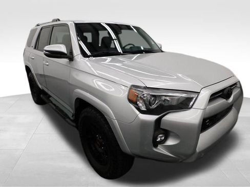 Used 2021 Toyota 4Runner SR5 Premium image 12