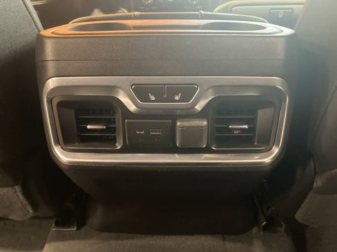 Used 2021 GMC Sierra 2500 AT4 w/ AT4 Preferred Package image 26