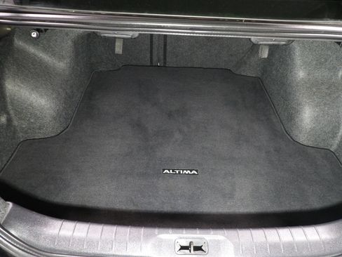 Used 2022 Nissan Altima 2.5 SR w/ Midnight Edition Package AWD/4WD image 6