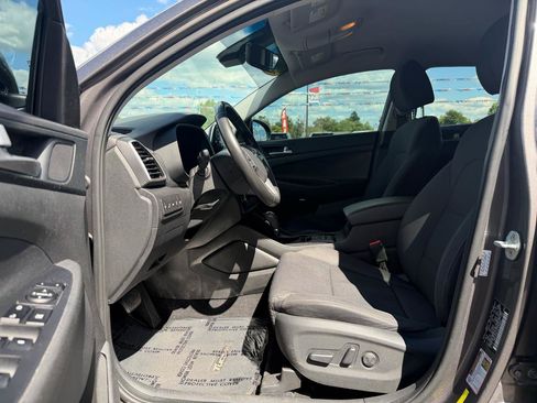Used 2020 Hyundai Tucson Sport FWD image 15
