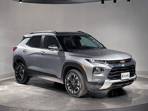 Used 2023 Chevrolet TrailBlazer LT image 38