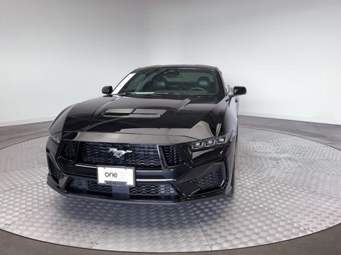 Used 2024 Ford Mustang GT Premium RWD image 3