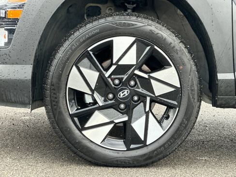 Certified 2025 Hyundai Kona SEL AWD/4WD image 31