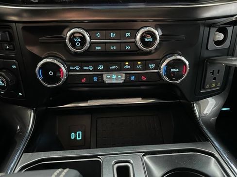 Used 2023 Ford F150 Lariat w/ Equipment Group 502A High AWD/4WD image 22