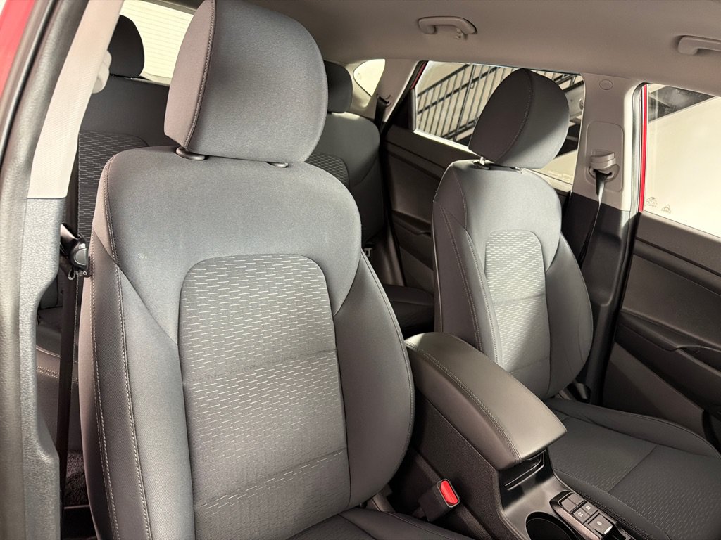 Used 2021 Hyundai Tucson Value FWD image 23