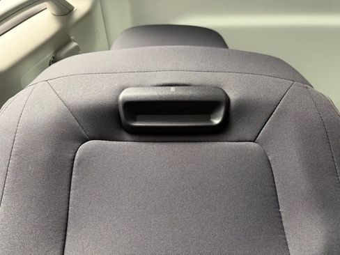 New 2025 Ford Expedition Active image 52