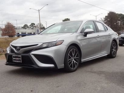 Used 2024 Toyota Camry SE