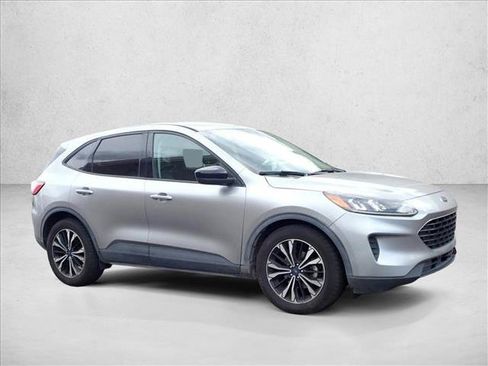 Used 2022 Ford Escape SE w/ SE Sport Appearance Package FWD image 10